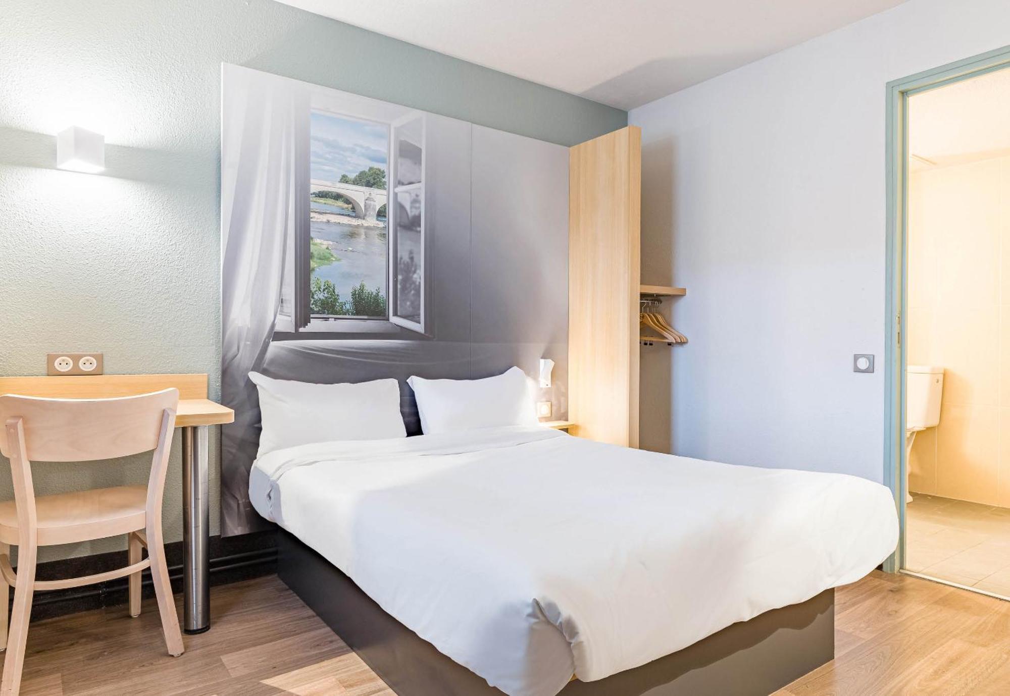 B&B Hotel Tours Nord 1 Val De Loire Exteriör bild