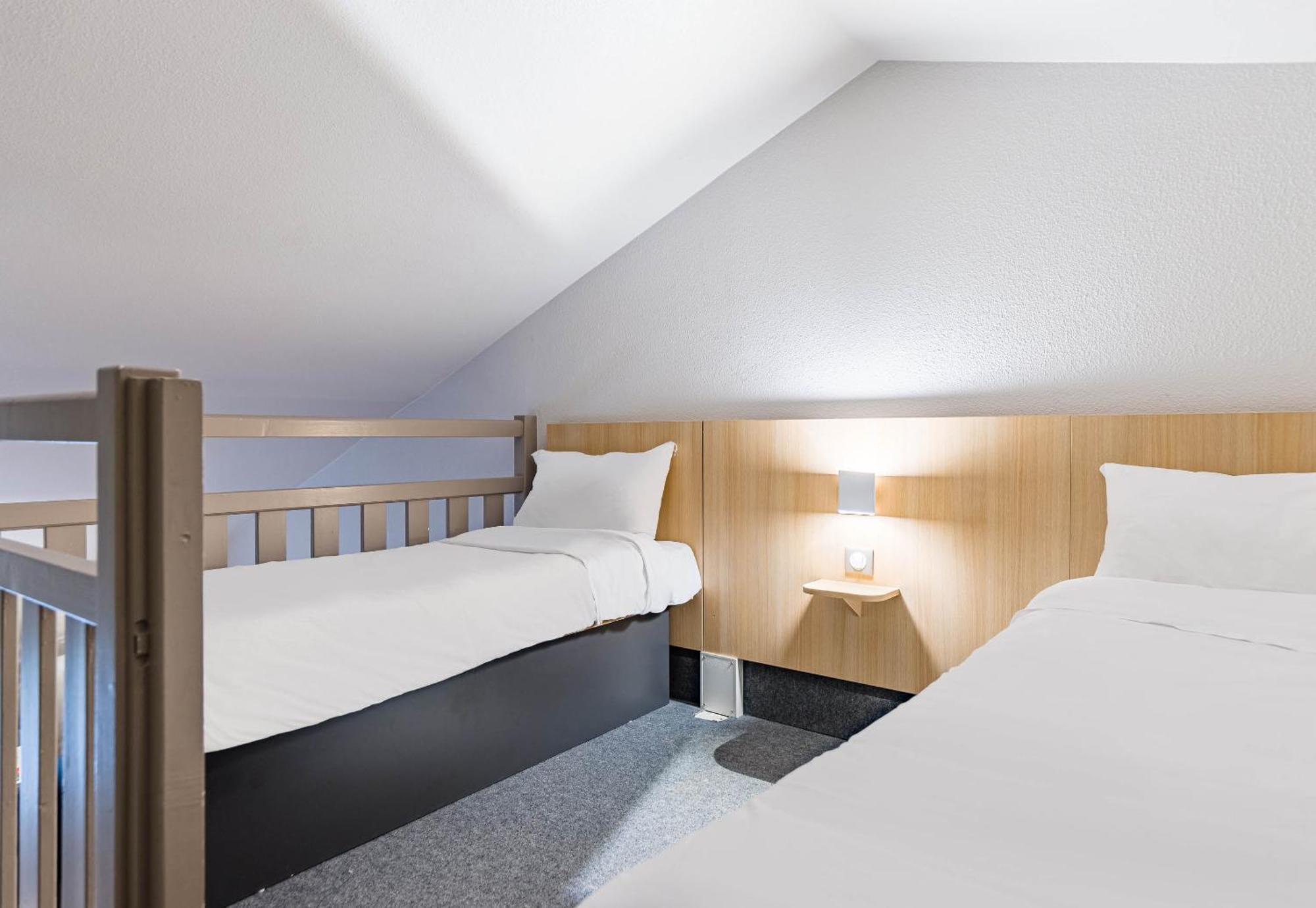 B&B Hotel Tours Nord 1 Val De Loire Exteriör bild