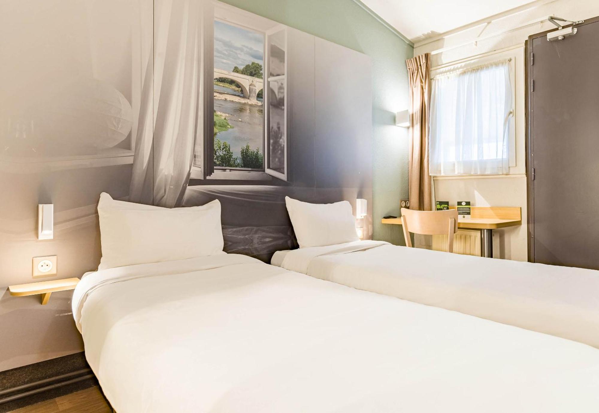 B&B Hotel Tours Nord 1 Val De Loire Exteriör bild