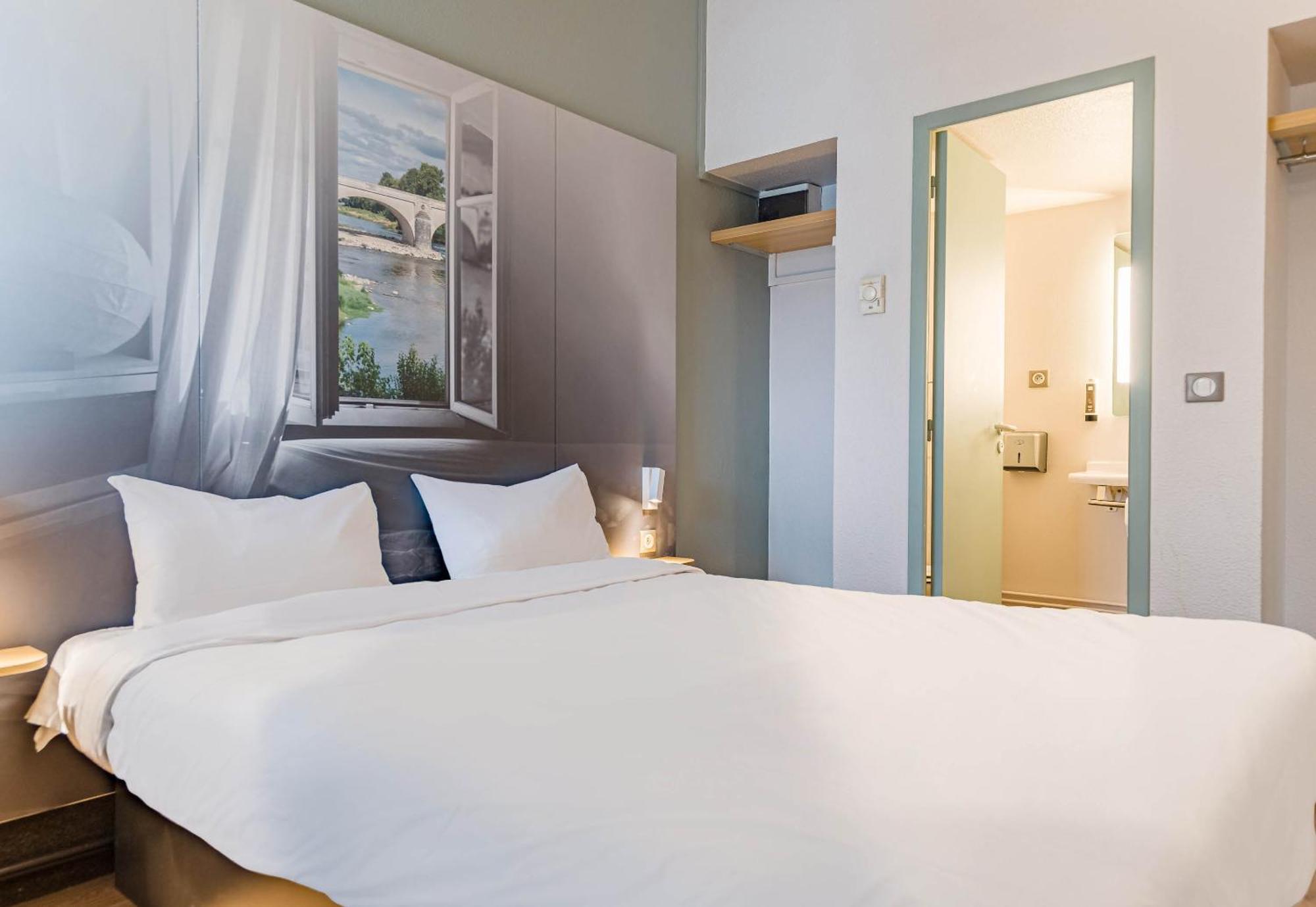 B&B Hotel Tours Nord 1 Val De Loire Exteriör bild